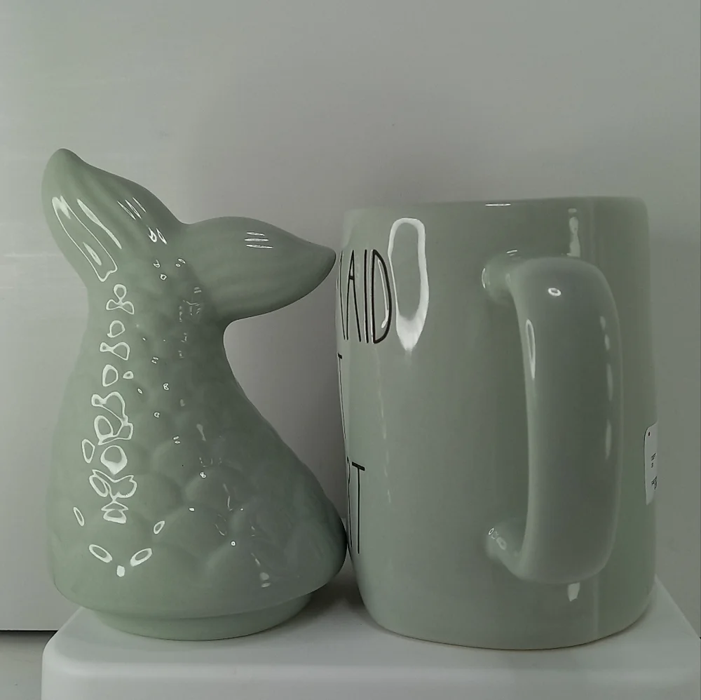 Rae Dunn "MERMAID AT HEART" Mug With Topper - Picture 2 of 5